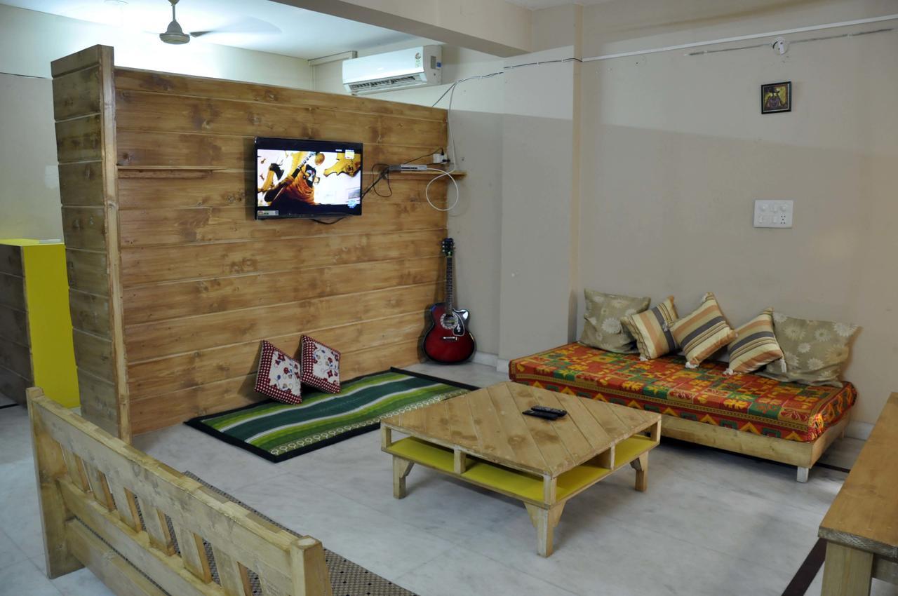 Friends Hostel Neu-Delhi Exterior foto